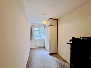 Bedroom - click for photo gallery